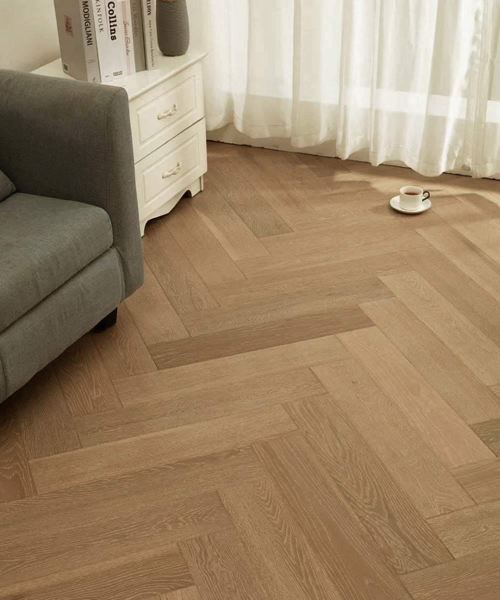 Smoked Pine-Engineered Oak Herringbone HY0001B4