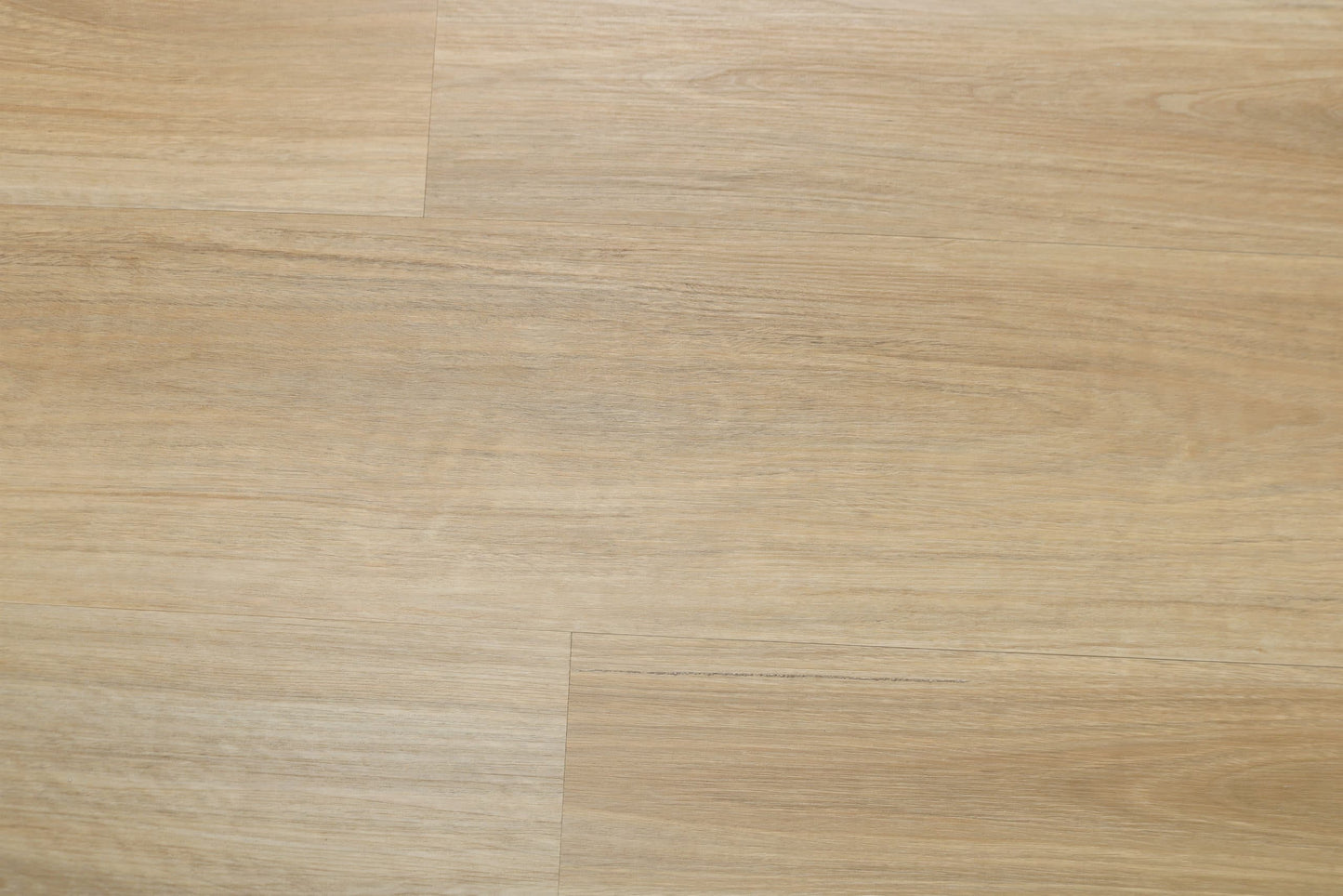 DION 02 - BRIGHT SPOTTED GUM